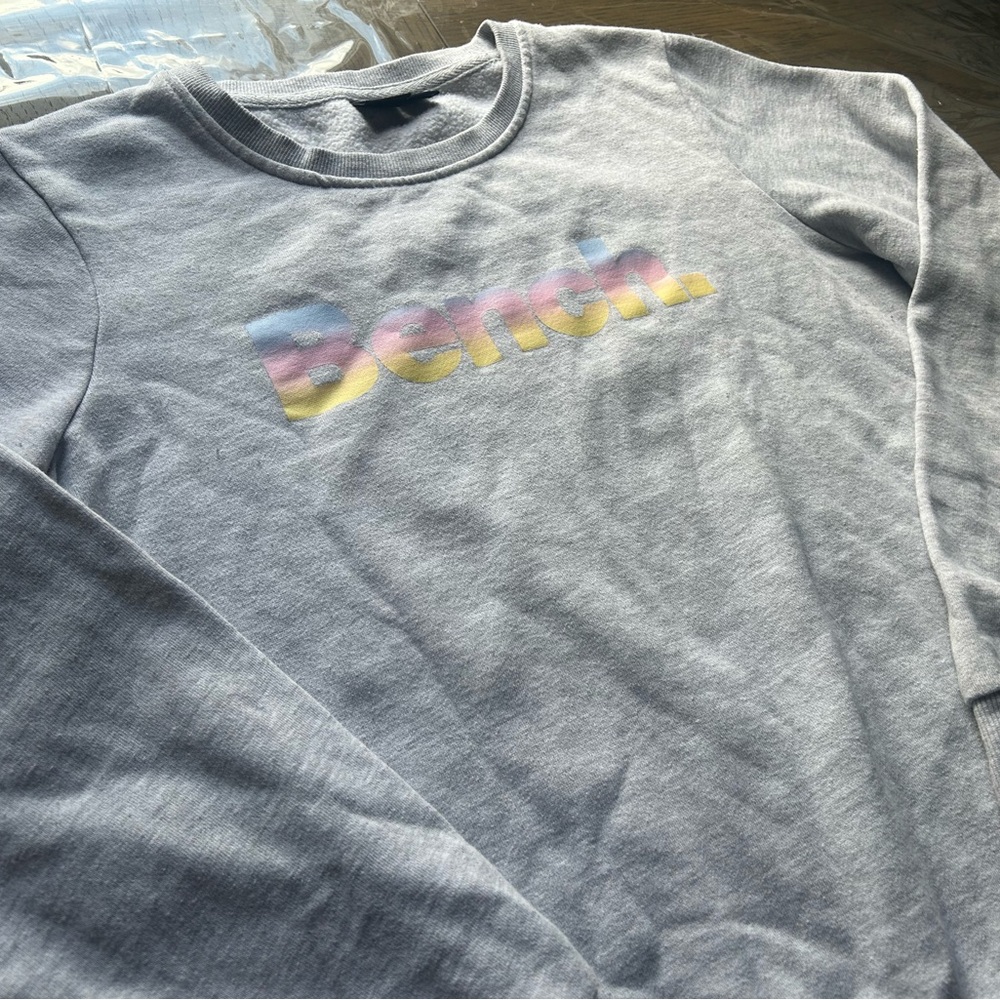 2/$30🌟Bench Gray Sweatshirt